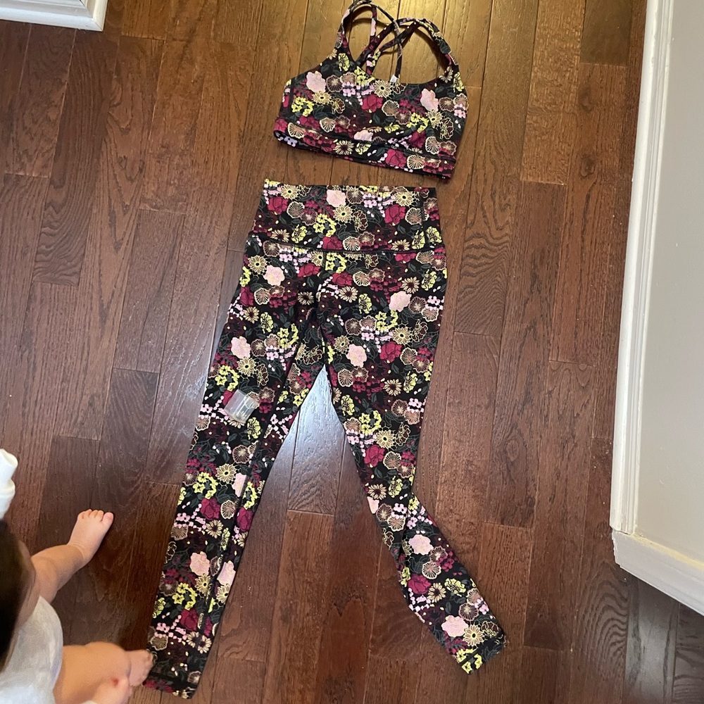 Lululemon Athletica Floral Sports Bra and Leggings Set - Black, Pink, Yellow